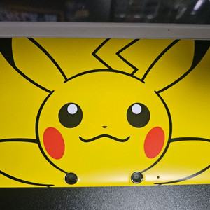 닌텐도 3ds 피카츄 에디션