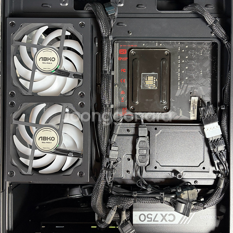 라이젠 5600X RTX4060Ti 어항 수냉셋팅--4