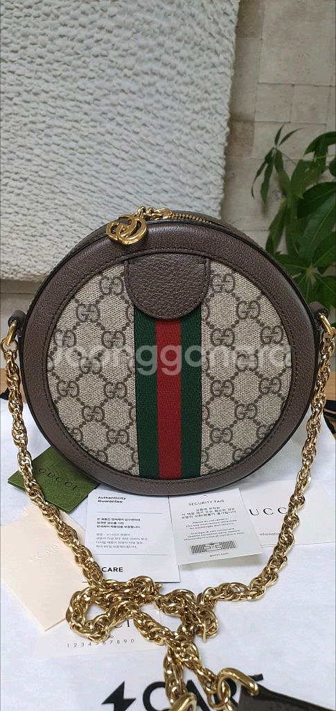 구찌 크로스백/탬버린백 새상품급 정품(감정서O)프라다루이비통디올고야드샤넬셀린느보테가생로랑--3