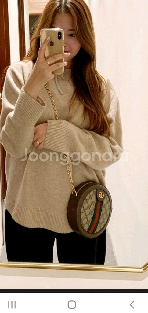 구찌 크로스백/탬버린백 새상품급 정품(감정서O)프라다루이비통디올고야드샤넬셀린느보테가생로랑--0