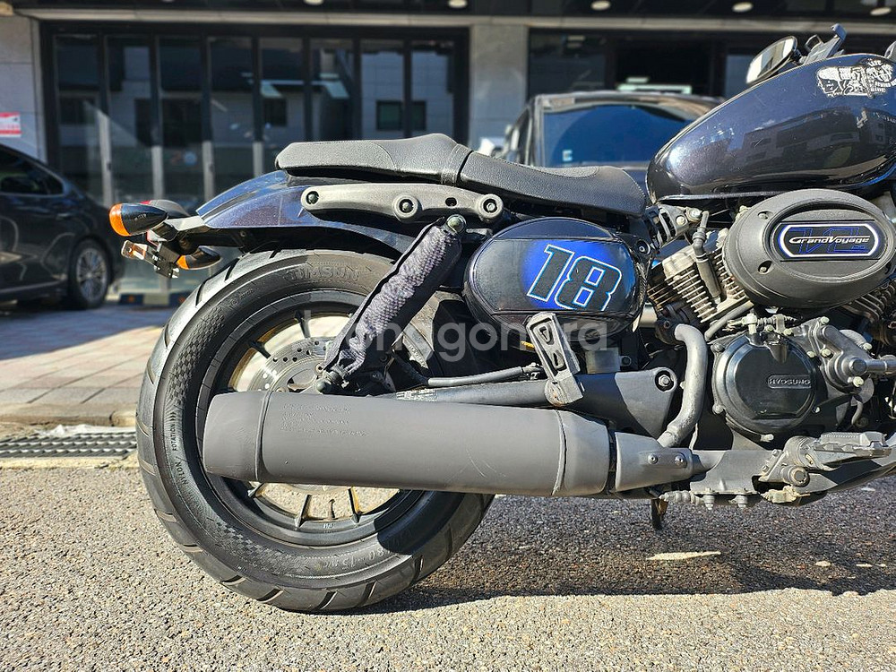 KR모터스 아퀼라125 19년 1만km 출퇴용차량--1