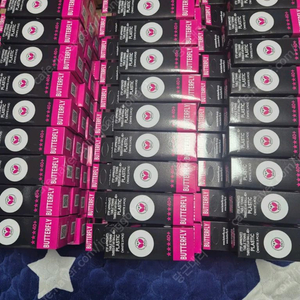 탁구공 버터플라이 R40+ 급처 합니다.