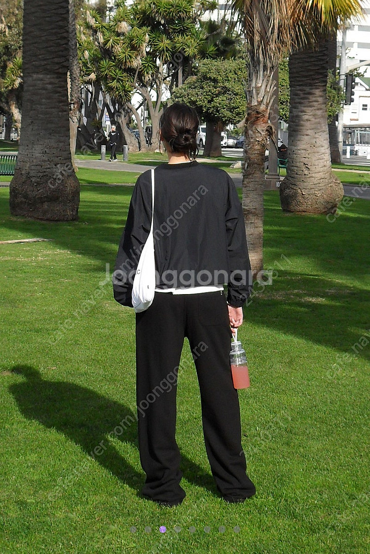 로우클래식 LC 소프트 스웻팬츠 블랙 라지 판매 LC SOFT SWEATPANTS_BLACK--2