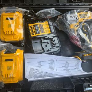 디월트 DCF845P2T 무선공구 세트