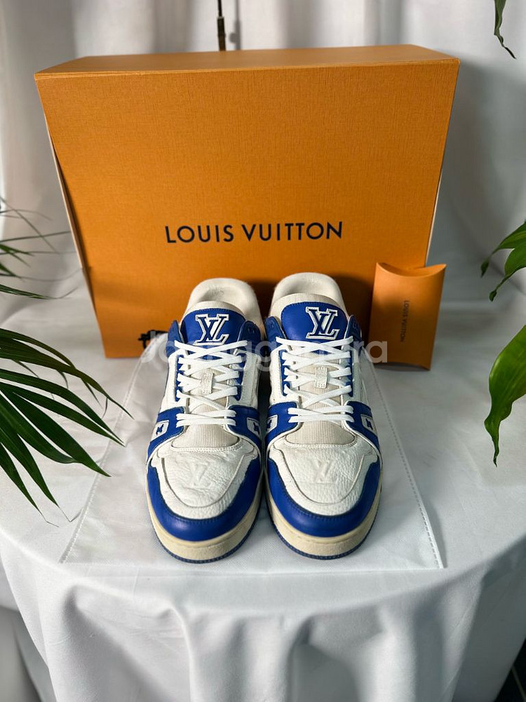 [9.5사이즈]루이비통 LV 트레이너 스니커즈 블루--2