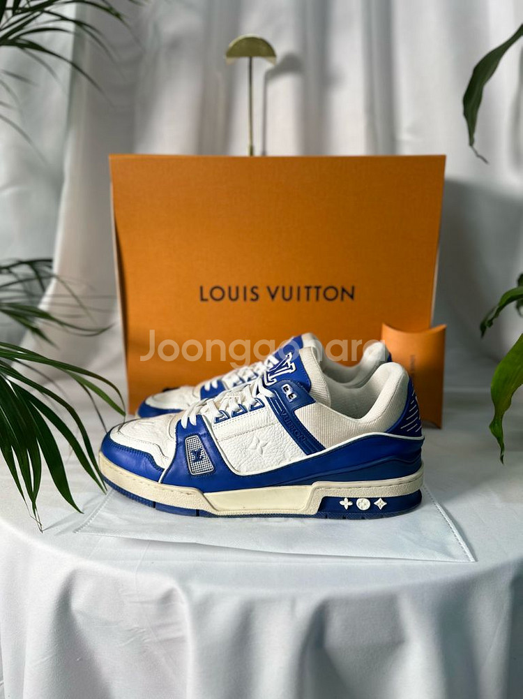 [9.5사이즈]루이비통 LV 트레이너 스니커즈 블루--4
