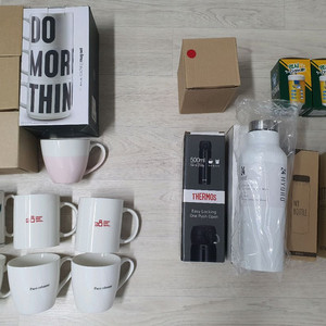 컵.텀블러.매트.칼소독.아이스크림제조.쓰레기통.훈증기.데오드란트.일회용면도기