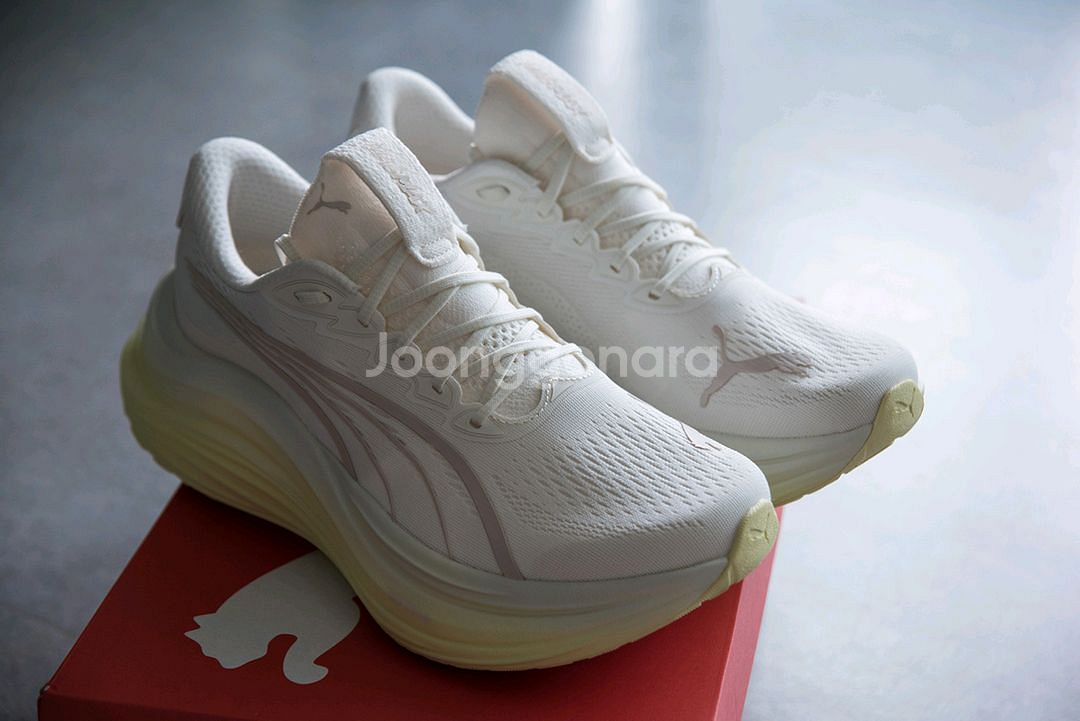 푸마 매그맥스 나이트로 265mm (white - gold)--0