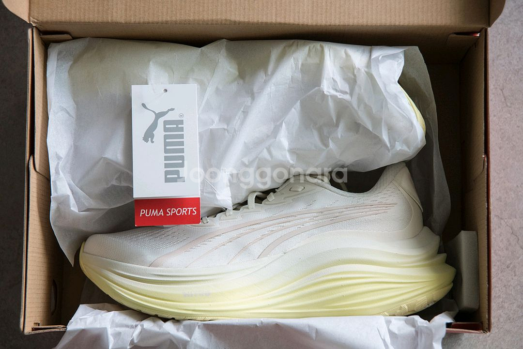 푸마 매그맥스 나이트로 265mm (white - gold)--6