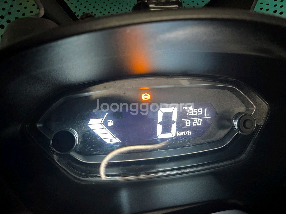 UHR 125 스쿠터--5