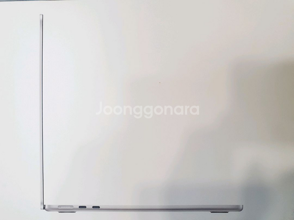 개봉 신품급 맥북에어13 M4 램16GB 10core MW0X3KH/A 판매합니다--0