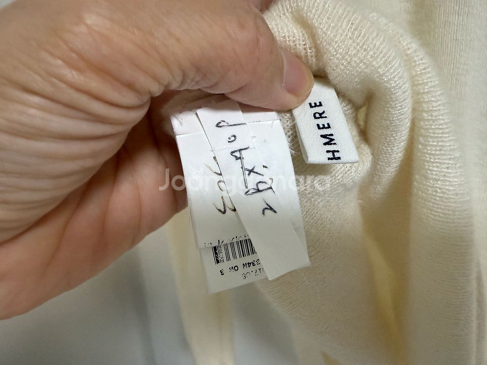 한섬)더캐시미어 캐시미어100 터틀넥 니트 M--6