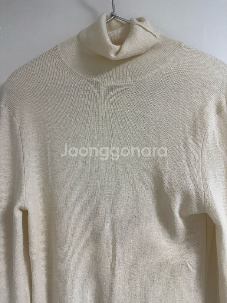 한섬)더캐시미어 캐시미어100 터틀넥 니트 M--1