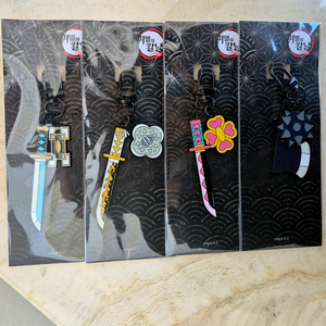 귀멸의칼날 일륜도 키링 ㅡ 4종 ( 미개봉 새상품 )