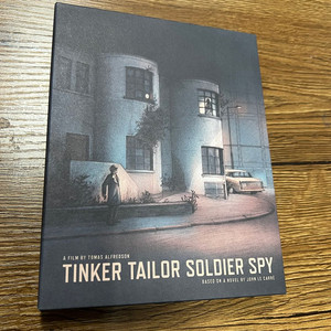 팅커 테일러 솔저 스파이 블루레이 판매합니다.