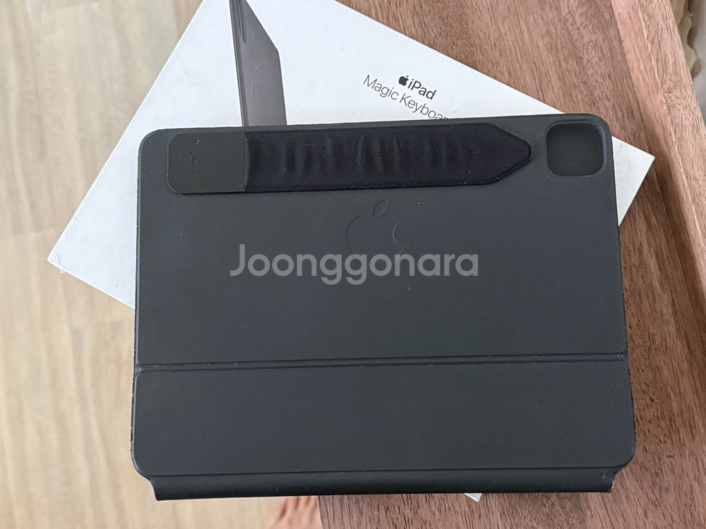 애플 정품 매직키보드 11인치 (프로 및 에어) 풀박스 판매--0