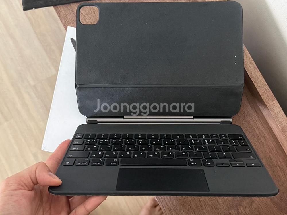 애플 정품 매직키보드 11인치 (프로 및 에어) 풀박스 판매--3