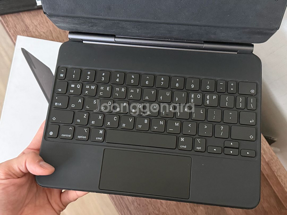 애플 정품 매직키보드 11인치 (프로 및 에어) 풀박스 판매--4