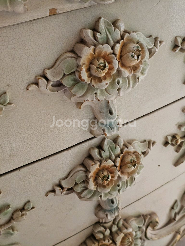 로코코 스타일 4단 서랍장--3