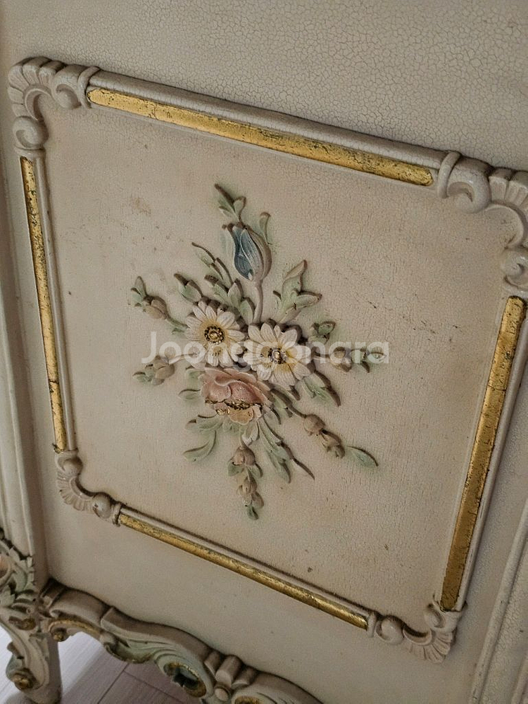 로코코 스타일 4단 서랍장--2