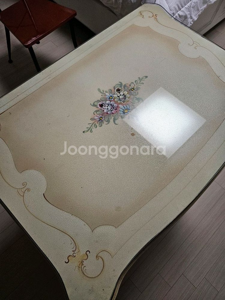 로코코 스타일 4단 서랍장--4