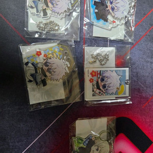 주술회전 고죠 사토루 아크릴 스탠드 키링 패널 판매합니다