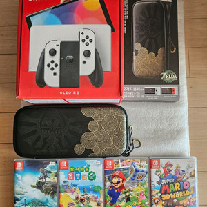 닌텐도 스위치 OLED 화이트+젤다의 전설 티어스 오브 더 킹덤+모여봐요 동물의 숲+마리오 파티 슈퍼스타즈+슈퍼 마