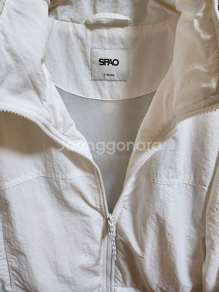 스파오 크롭 윈드 브레이커 SPJJF23G01--1