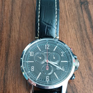 dkny남성 가죽시계