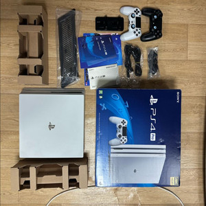 플스4프로 1TB 화이트