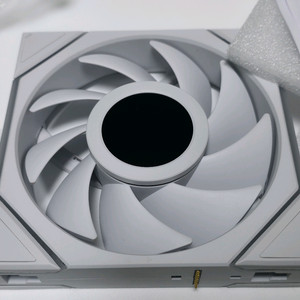 리안리 TL LCD 120 정방향 화이트 (중고, 택배비 포힘)