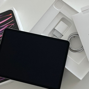 아이패드 프로 11 4세대 M2 (256GB wifi) 스페이스블랙 + 애플정품 프로 매직 키보드 (블랙)박스포함