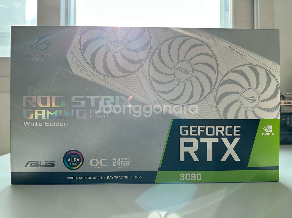 ASUS ROG STRIX RTX 3090 화이트 24GB--7