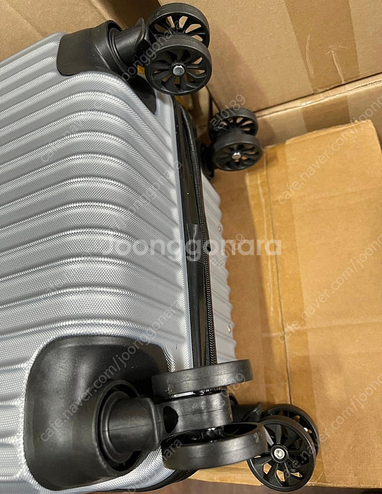 20인치 기내용 여행용 캐리어 새제품 도매--2