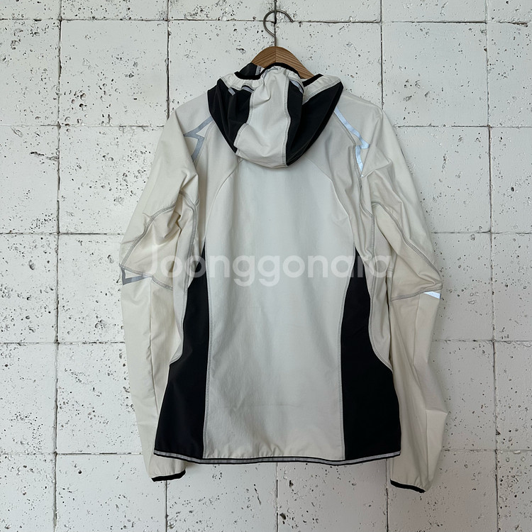 우먼L 몬츄라 바람막이 자켓--5