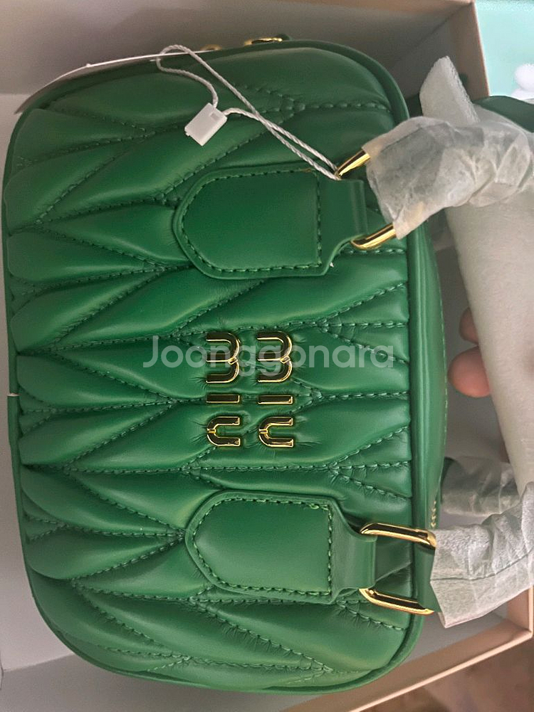 미우미우 레더 크로스백--0