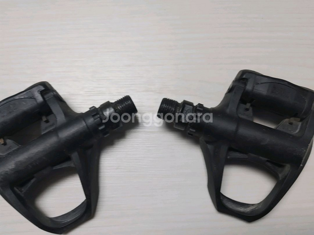 시마노 로드자전거 클릿페달 r550 팝니다.(택포4만)--7