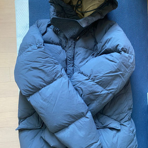 텐씨 아틱 패딩 50사이즈 판매합니다. 교환가능