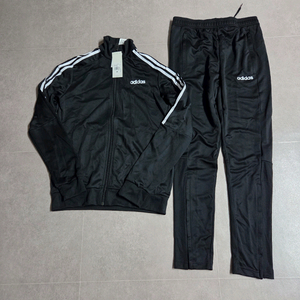 아디다스 트레이닝 세트 M사이즈