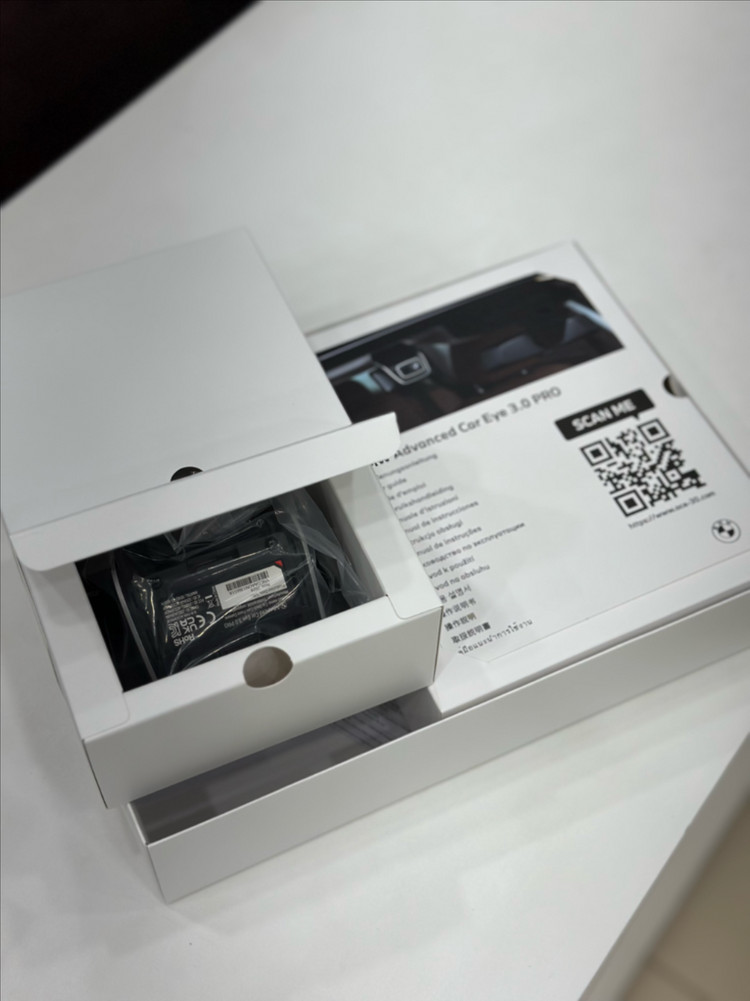 BMW ADVANCED CAR EYE 3.0 PRO 블랙박스 이미지