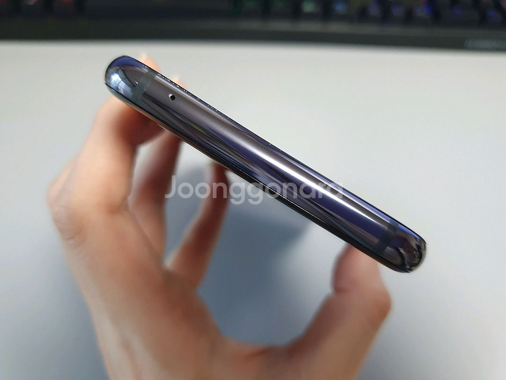 V50 ThinQ(듀얼스크린 포함) / 128GB / 블랙--6