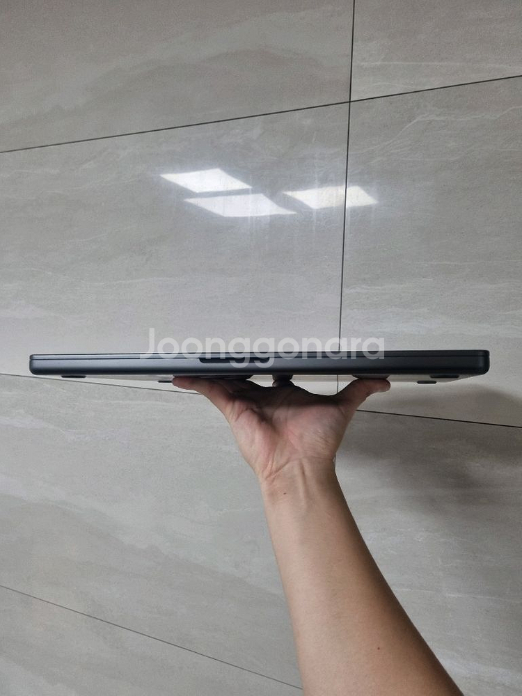 맥북프로 m3pro 16인치 18/512 배터리100%--2