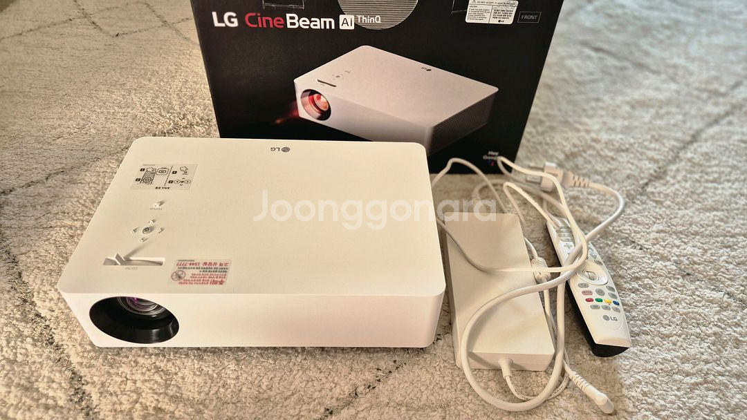 LG 시네빔 HU70LA프로젝터--0