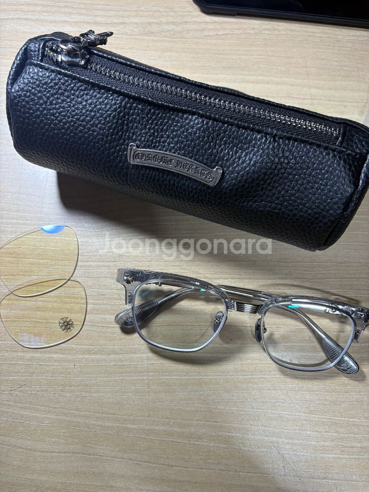 크롬하츠 안경 판매합니다.--0