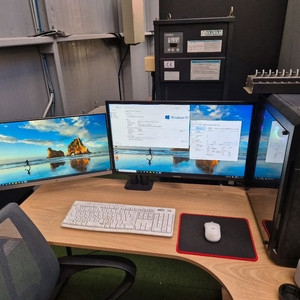 게이밍/3D 작업용 PC RTX 3050 램 48GB 1TB 모니터 27인치 2대 세트 판매합니다.