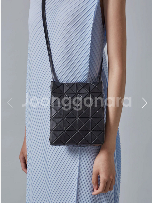 바오바오 미니 크로스백 블랙 프리즘 매트 미니백 무광--1