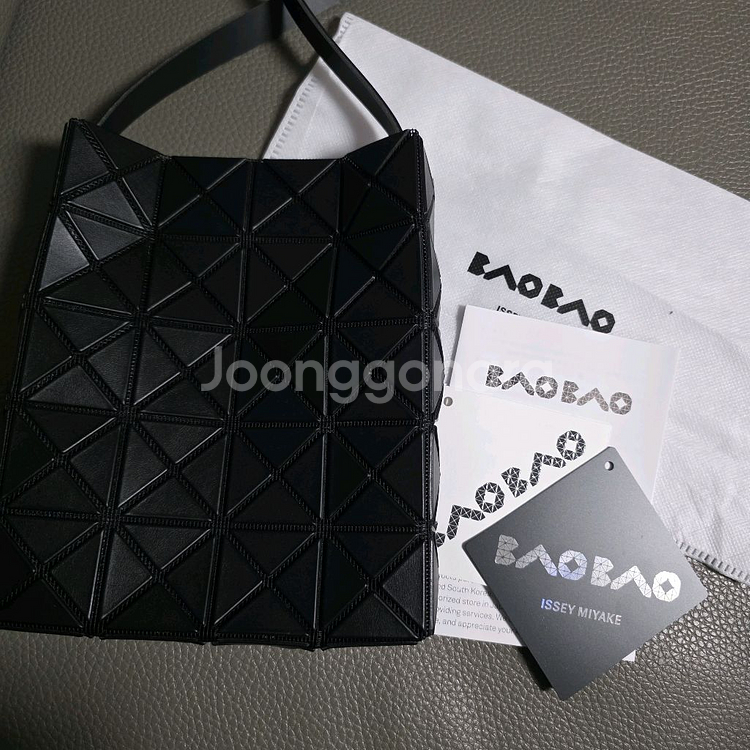 바오바오 미니 크로스백 블랙 프리즘 매트 미니백 무광--2