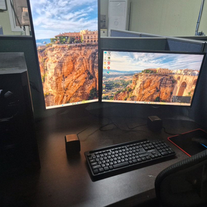 게이밍/3D 모델링 PC RTX3050 램 32GB 1TB 모니터 27인치 2대 듀얼 틸팅 모니터암 세트 판매합니다