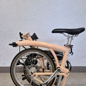 비올리 올리 트라이폴드 유사브롬톤