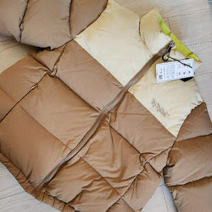 새상품] 알로봇 패딩145ㅣ블루독 폴로 네파 블랙야크 아이더 빈 헤지스 닥스 빈폴 프렌치캣 티파니 뉴발란스 룰라비